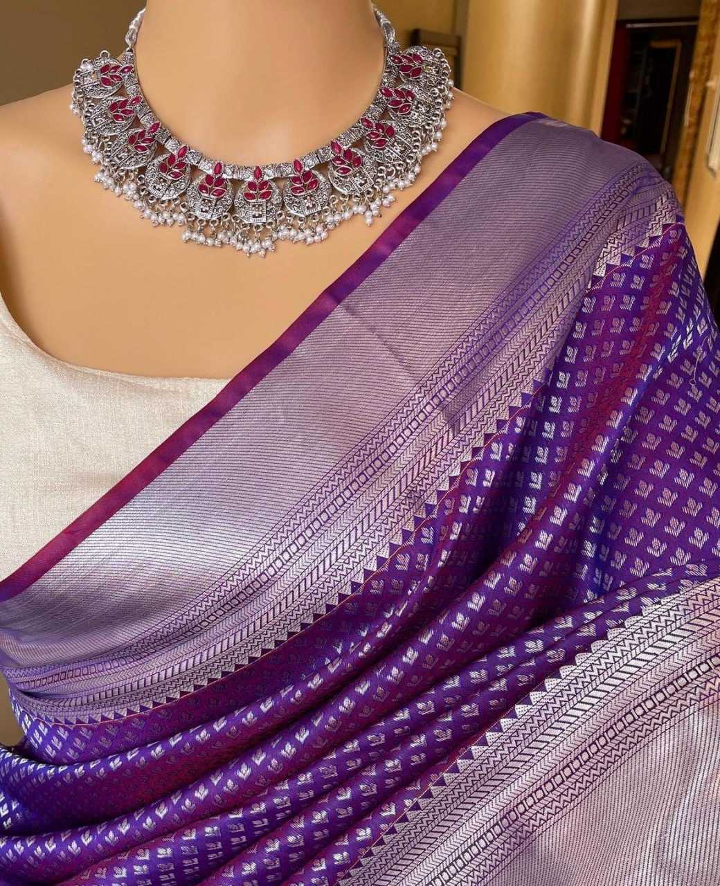 Banarasi Soft Silk Ras 4075  Sarees