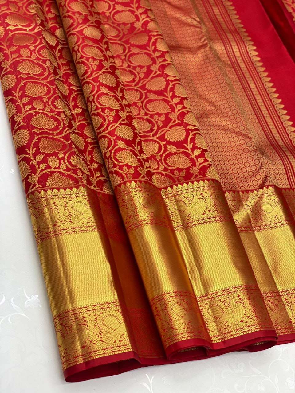 Banarasi Soft Silk Ras 5583  Silk Sarees  Banarasi Silk Soft Silk Traditional Sarees