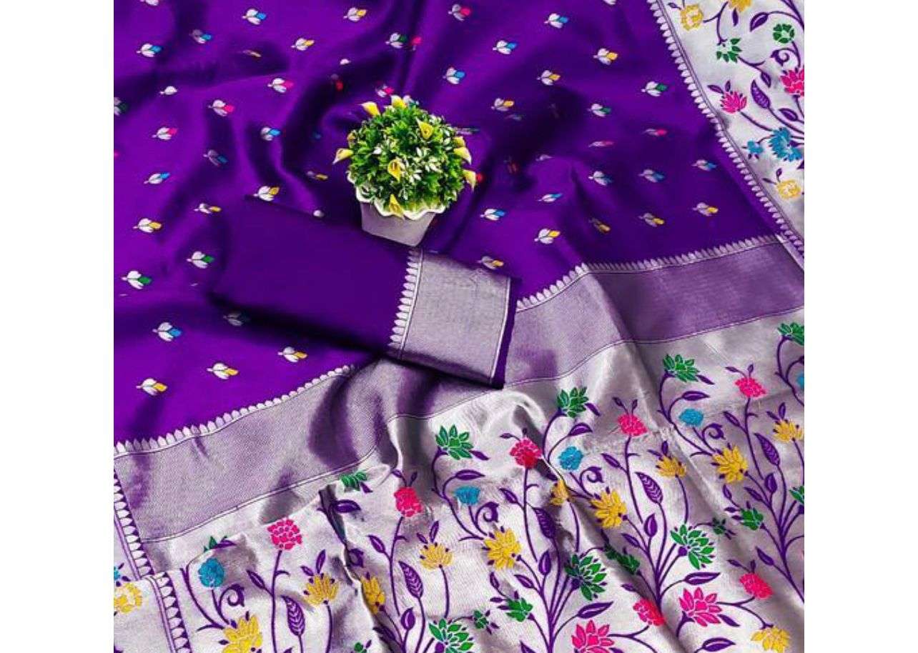 Banarasi Soft Silk Ras 5590 Silk Sarees  Banarasi Silk Soft Silk Traditional Sarees