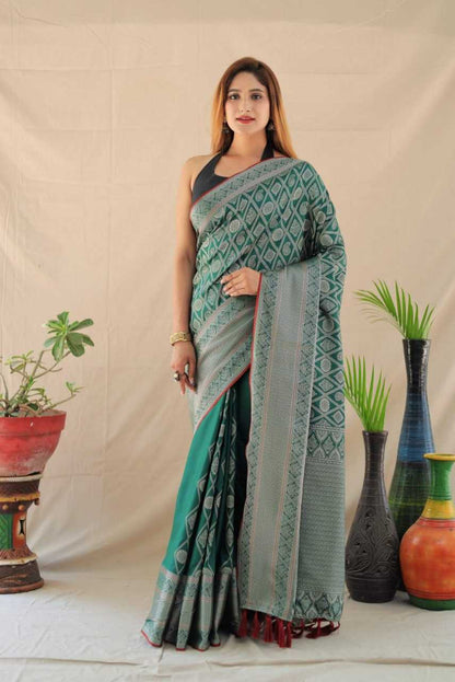 Banarasi Soft Silk Swd Panetar  Saree