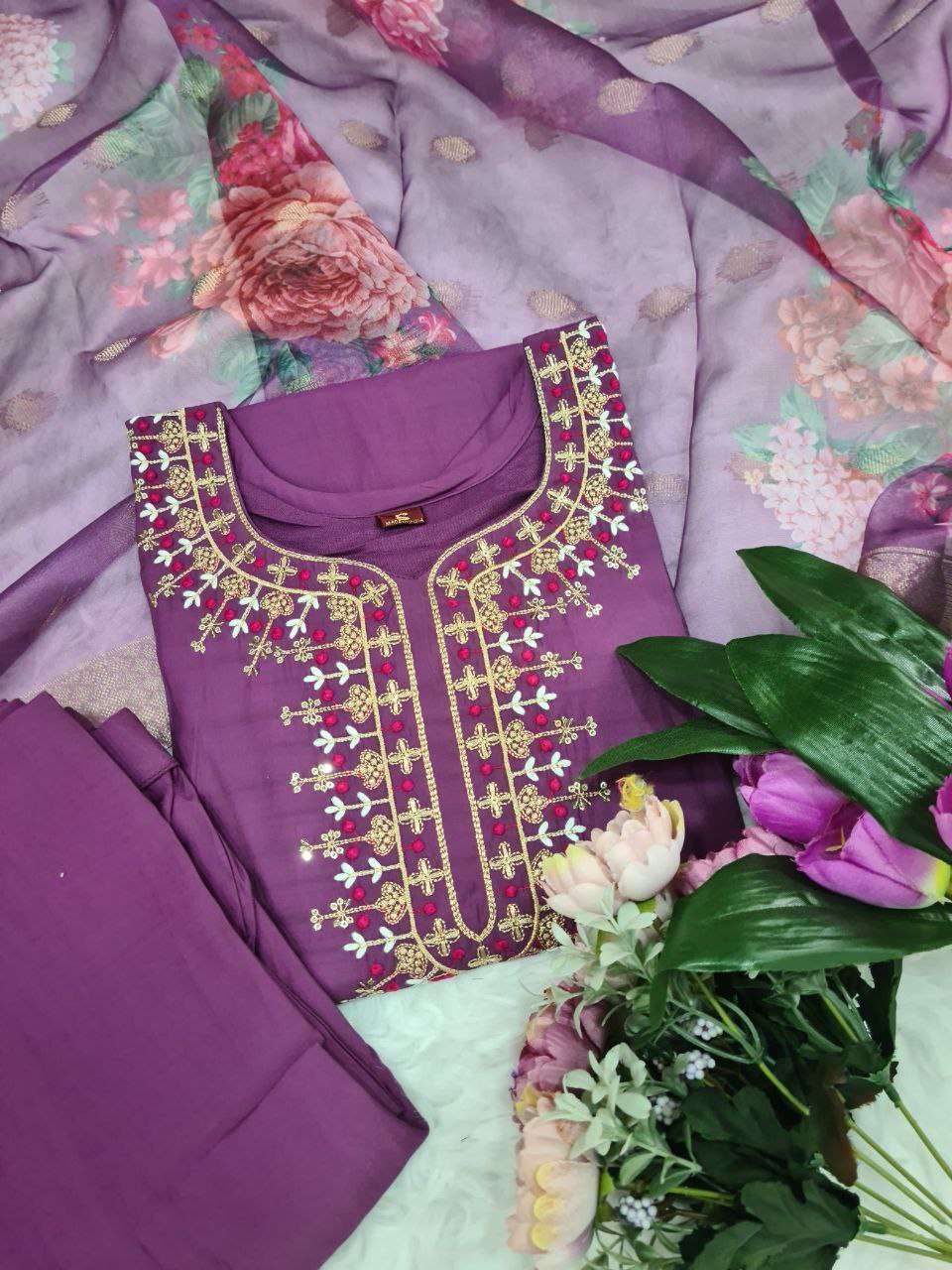 Chanderi Soft Smc 06 Suits & Dresses  Ladies Embroidery Chanderi Suits