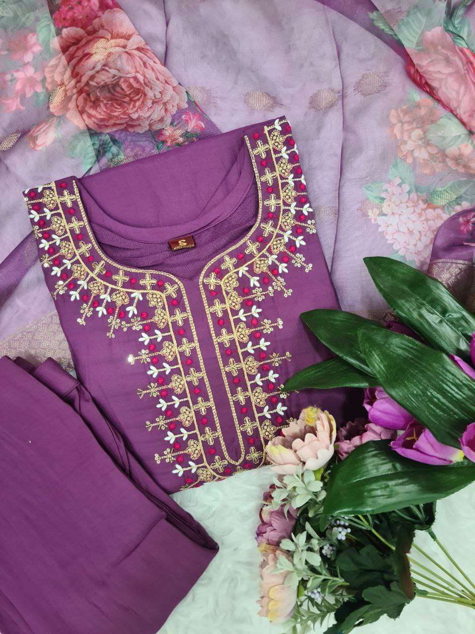 Chanderi Soft Smc 06 Suits & Dresses  Ladies Embroidery Chanderi Suits