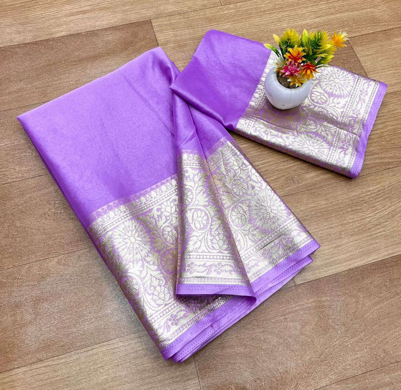 Chiffon Rin104 Ape67 Sarees  Ladies Chiffon Zari Border Lightweight Sarees