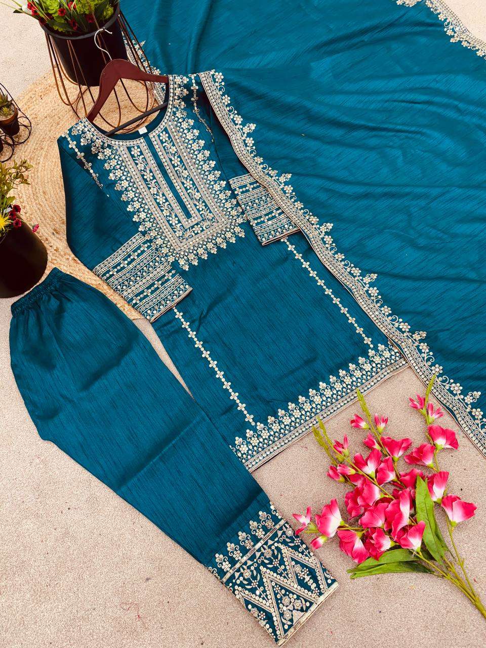 Chinon Silk Kesh123 5151 Suits & Dresses Islamic Clothing  Pakistani Embroidery Party Wear Ladies Silk Suits