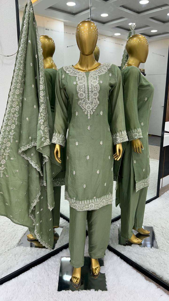 Chinon Silk Kesh123 5178 Suits & Dresses  Ladies Embroidery Ladies Silk Ladies Party Wear Suits