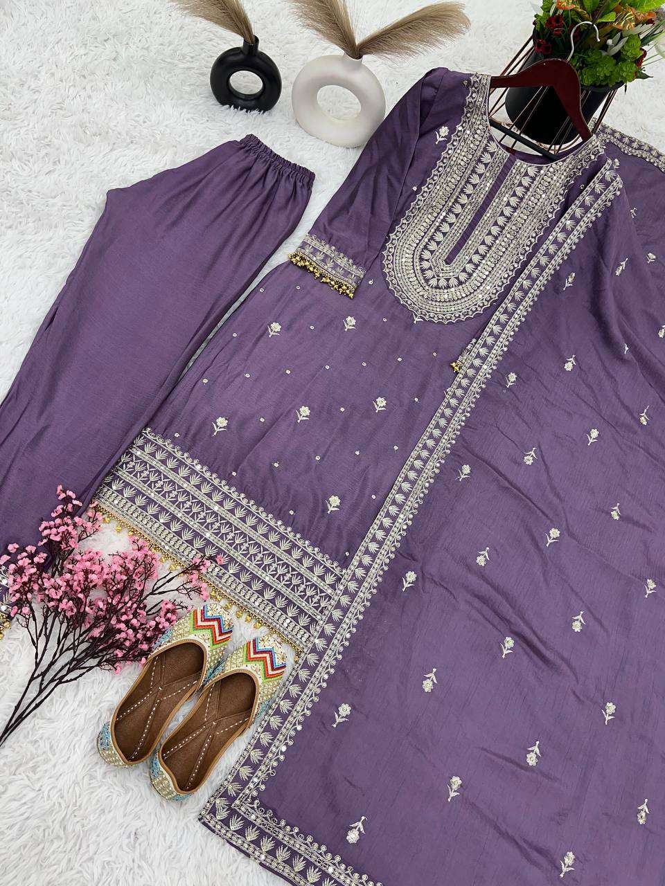 Chinon Silk Kesh124 814 Suits & Dresses  Ladies Embroidery Palazzo Ladies Silk Suits