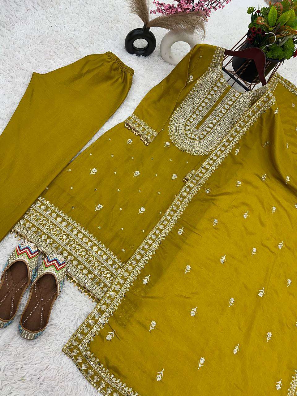 Chinon Silk Kesh124 814 Suits & Dresses  Ladies Embroidery Palazzo Ladies Silk Suits