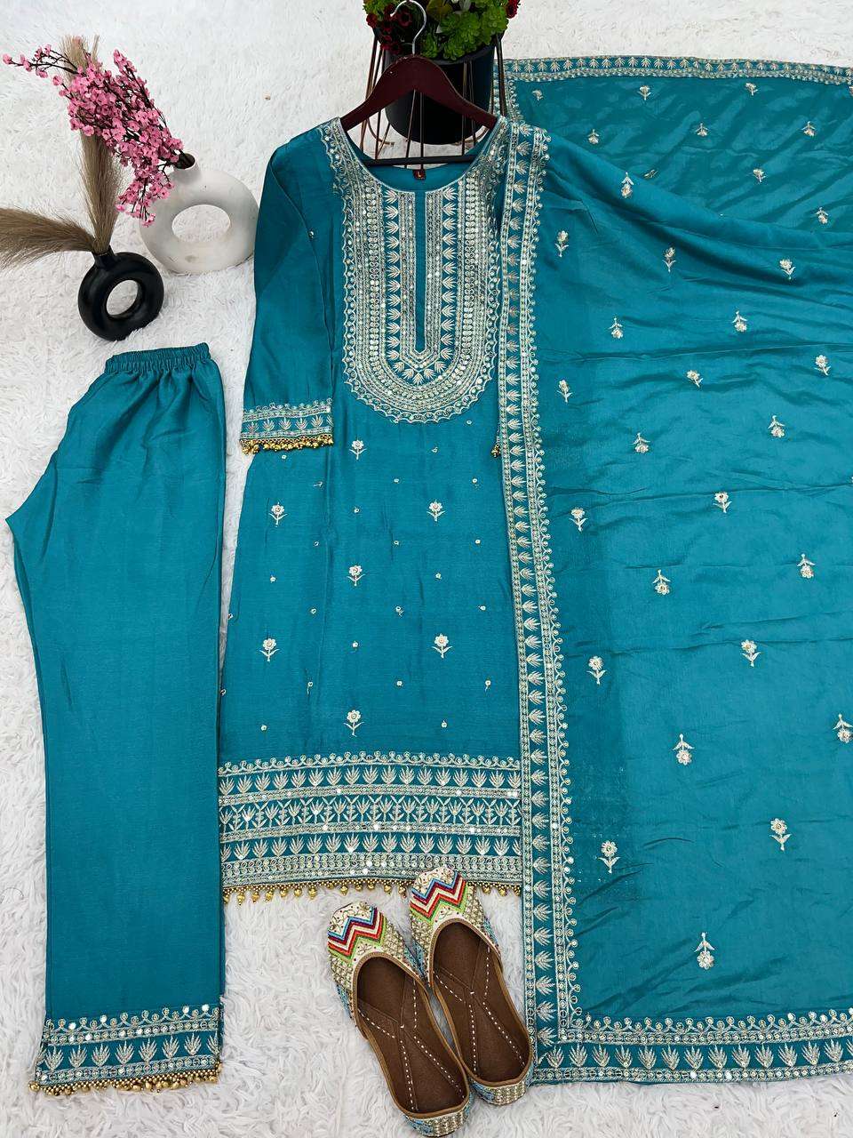 Chinon Silk Kesh124 814 Suits & Dresses  Ladies Embroidery Palazzo Ladies Silk Suits