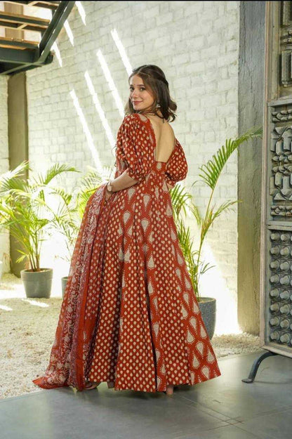 Cotton Kesh211 Ldy44 Gowns  Printed Anarkali Long Gown With Dupatta Simple Gowns