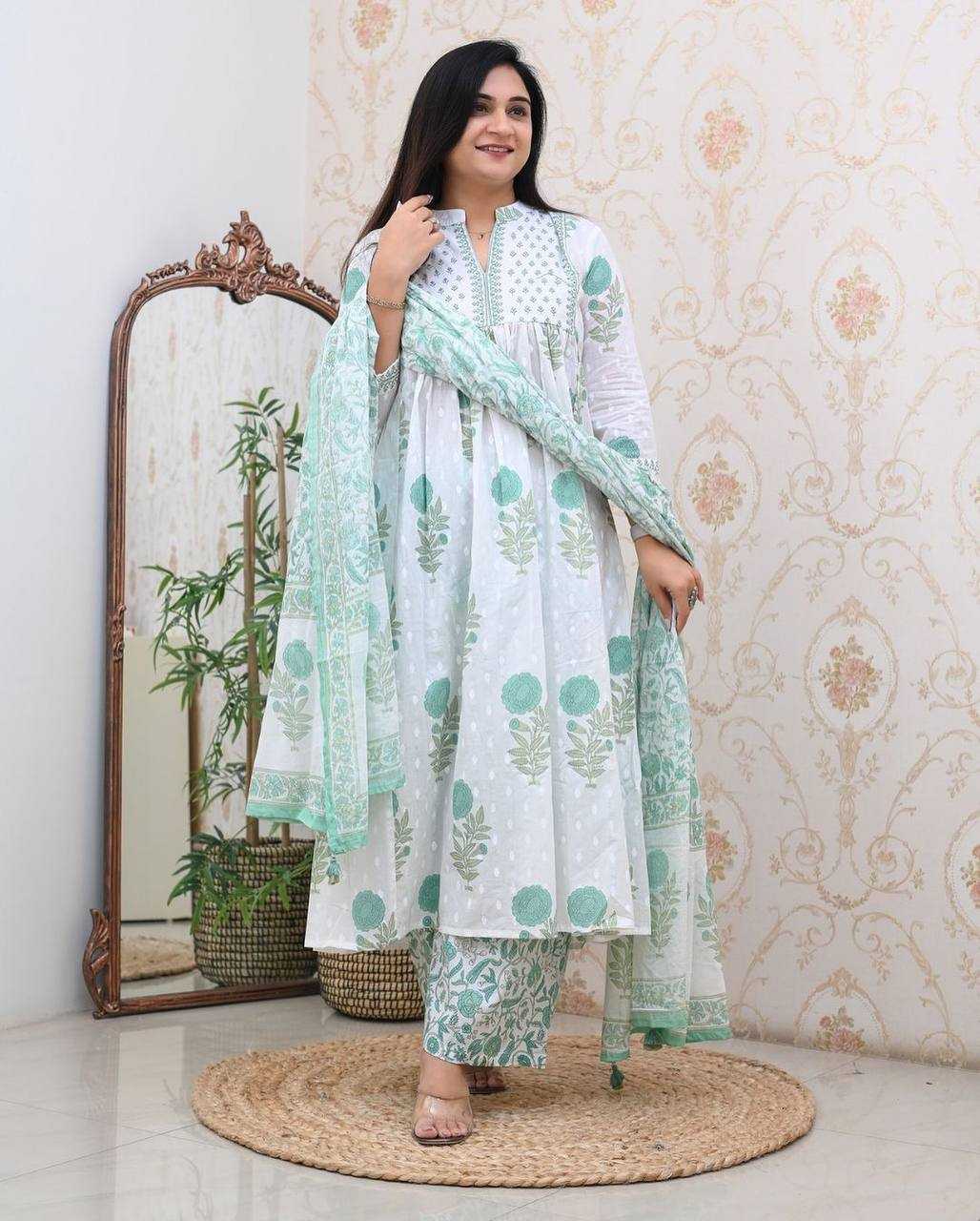 Cotton Kesh211 Ldy97 Suits & Dresses  Printed Coton Anarkali Straight Cut Long Kurtis Suits