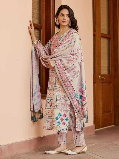 Cotton Rin127 269 Suits & Dresses  Ladies Cotton Printed Suits