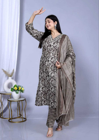 Cotton Rin201 Rrd05 Suits & Dresses  Printed Cotton Ladies Ladies Party Wear Suits