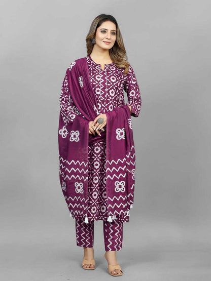 Cotton Srrt Batik Suits & Dresses  Printed Cotton Ladies Silk Suits