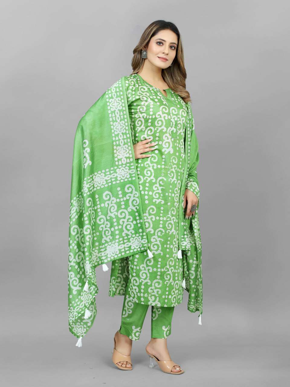 Cotton Srrt Batik Suits & Dresses  Printed Cotton Ladies Silk Suits