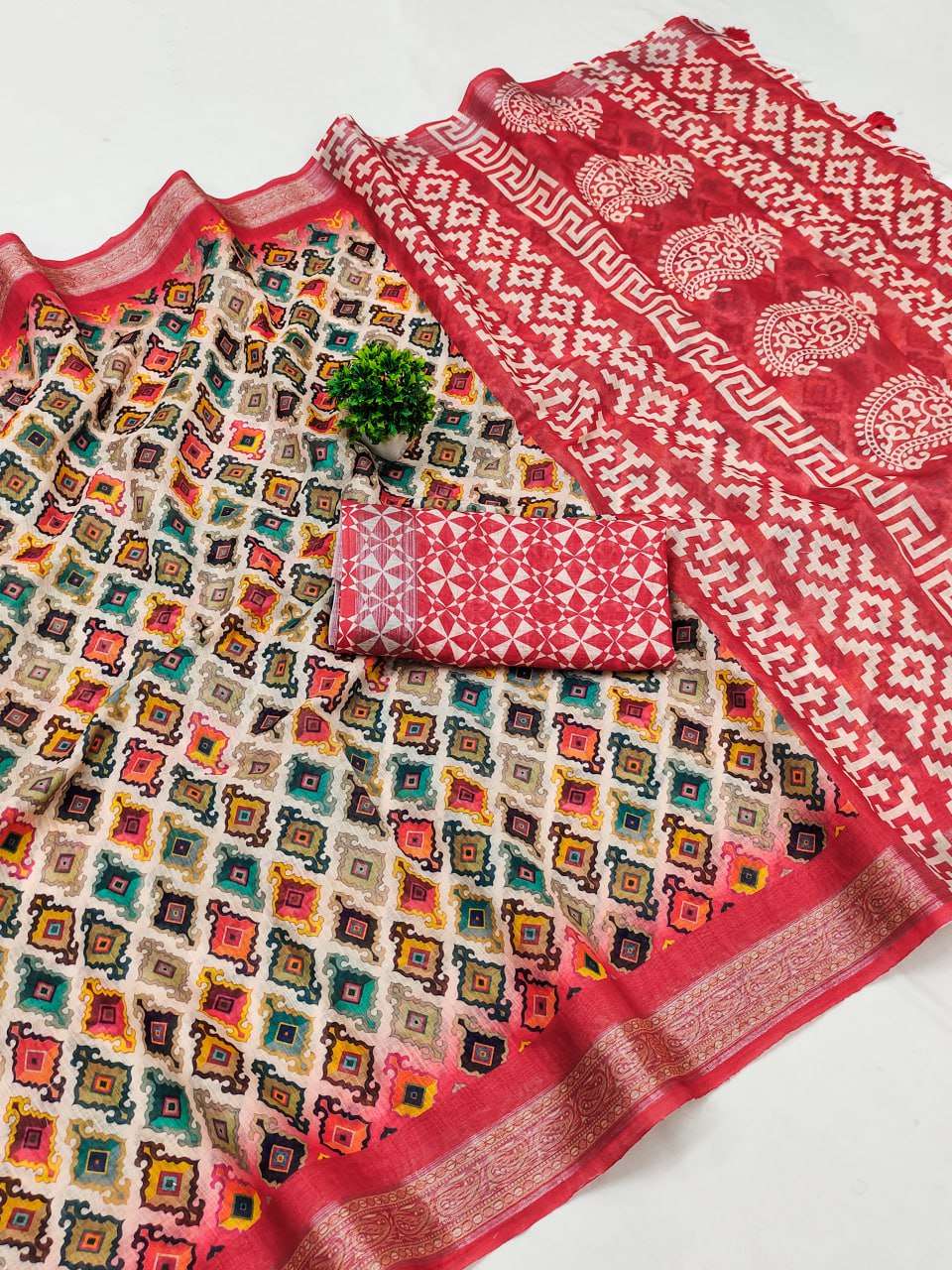 Cotton Srrt Linen Cotton3 Sarees  Printed Ladies Cotton Linen Sarees