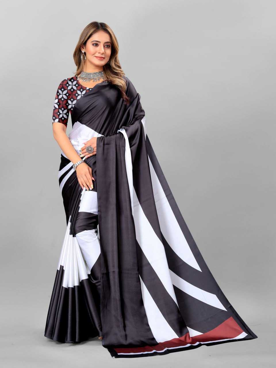 Crepe Srrt Japan Crape2 Sarees  Printed Ladies Crepe Satin Sarees