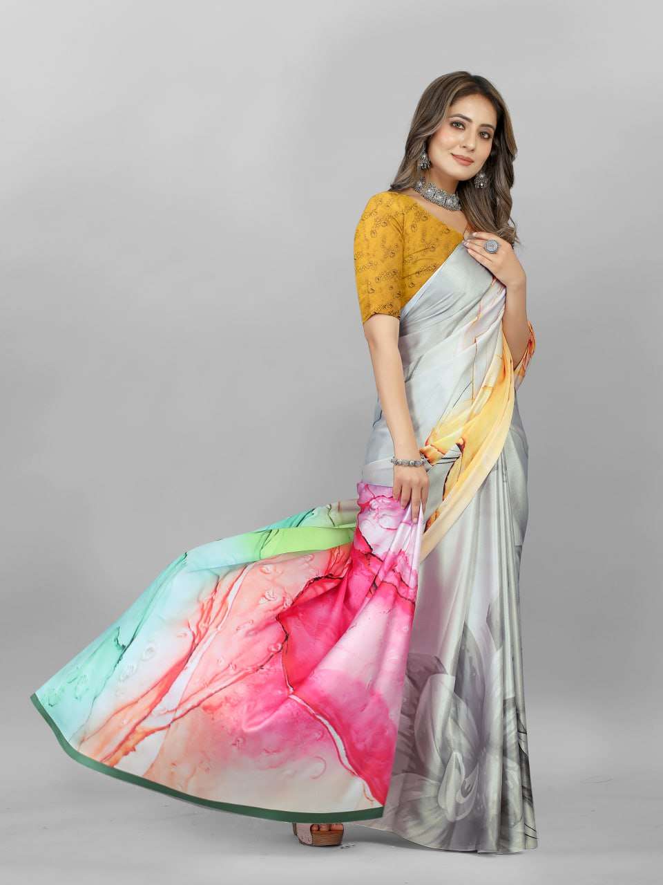 Crepe Srrt Japan Crape3 Sarees  Printed Ladies Crepe Satin Sarees