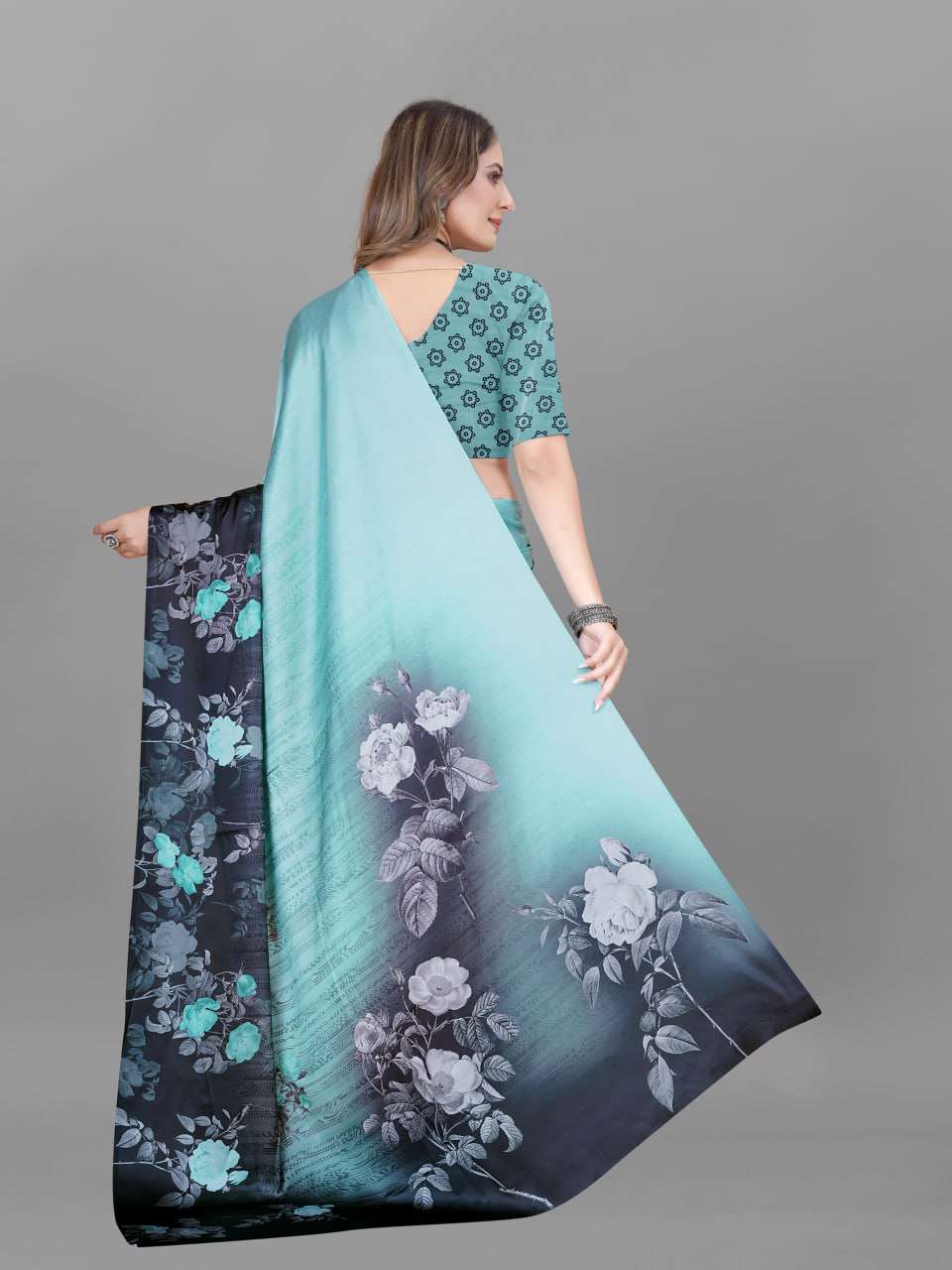 Crepe Srrt Japan Crape5 Sarees  Printed Ladies Crepe Satin Sarees