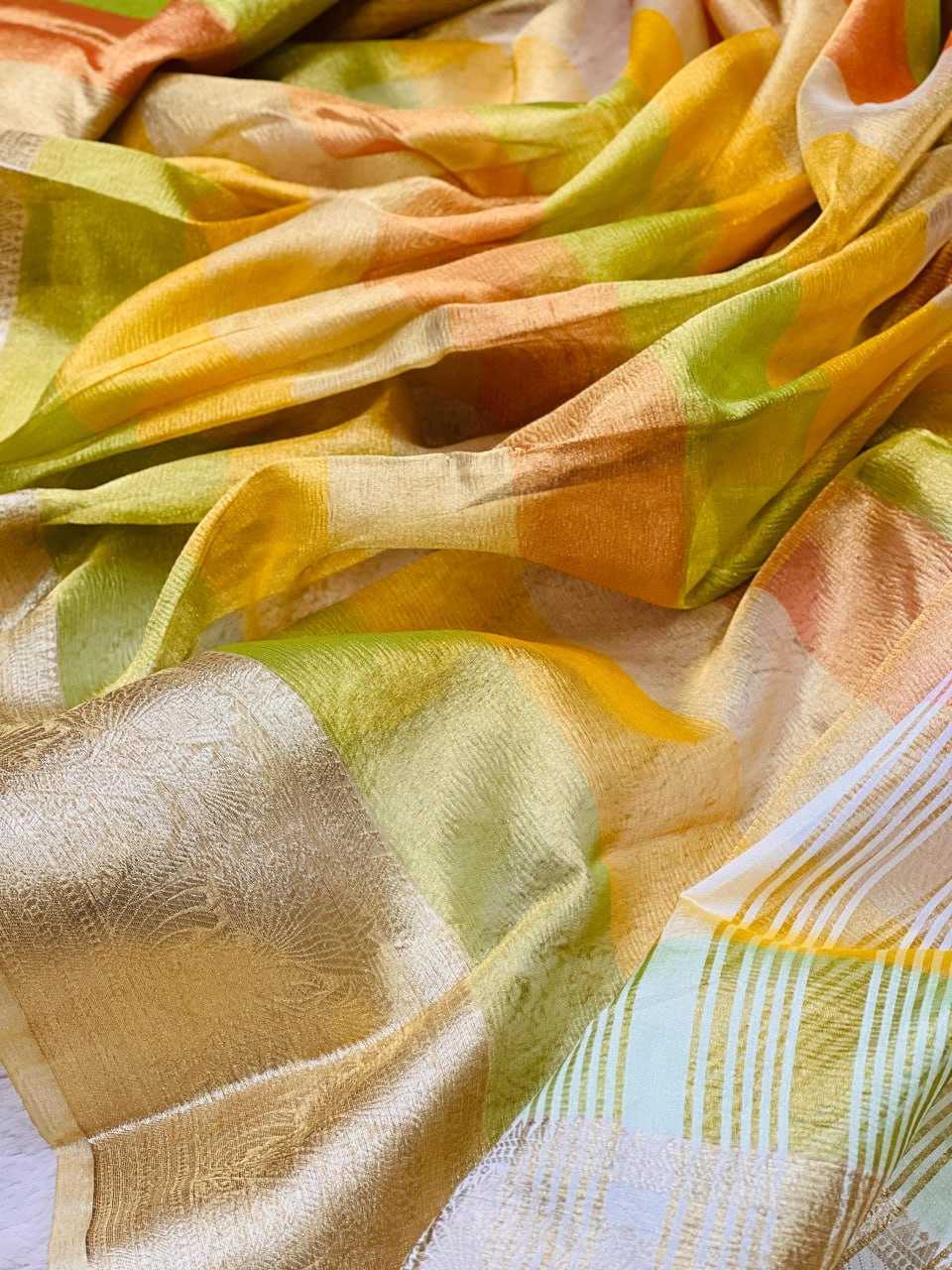 Crush Silk Rin186 Rvv36 Silk Sarees  Banarasi Silk Soft Silk Fancy Silk Sarees