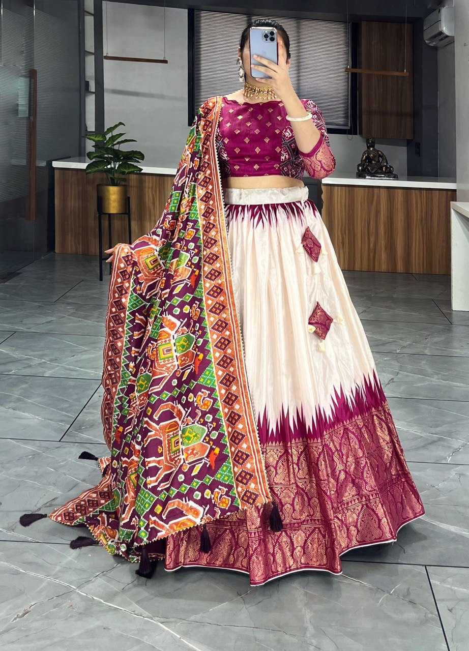 Dola Silk Gro 7117  Lehengas