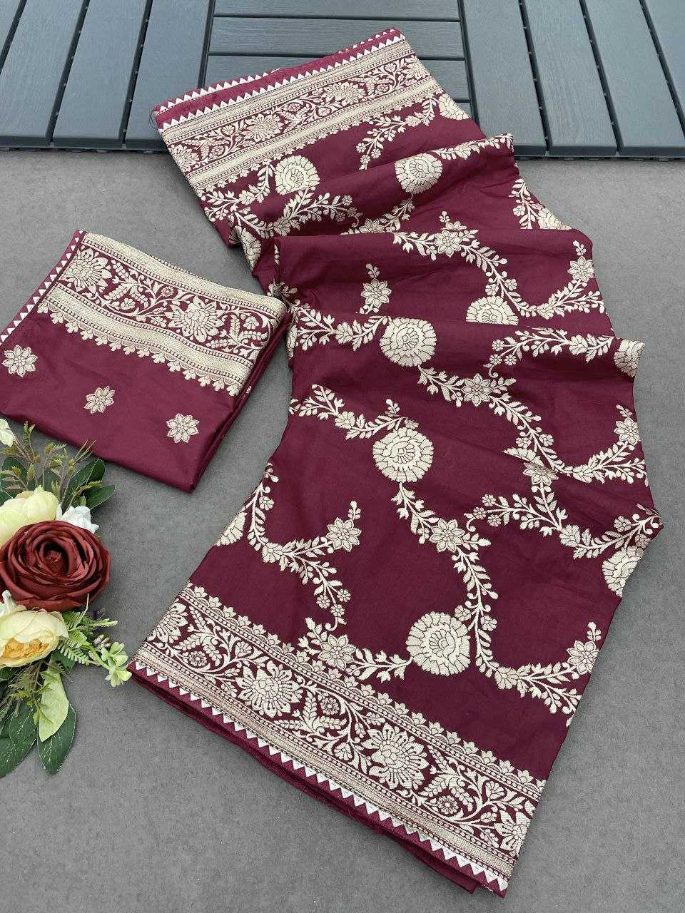 Dola Silk Rif Zariya  Saree