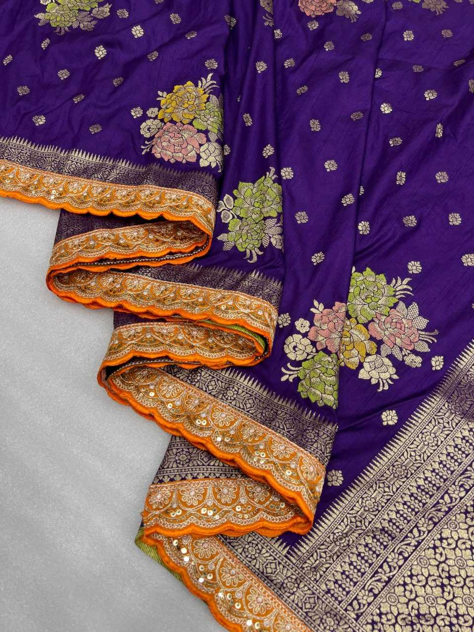 Dola Silk Rnnc Pairs  Sarees