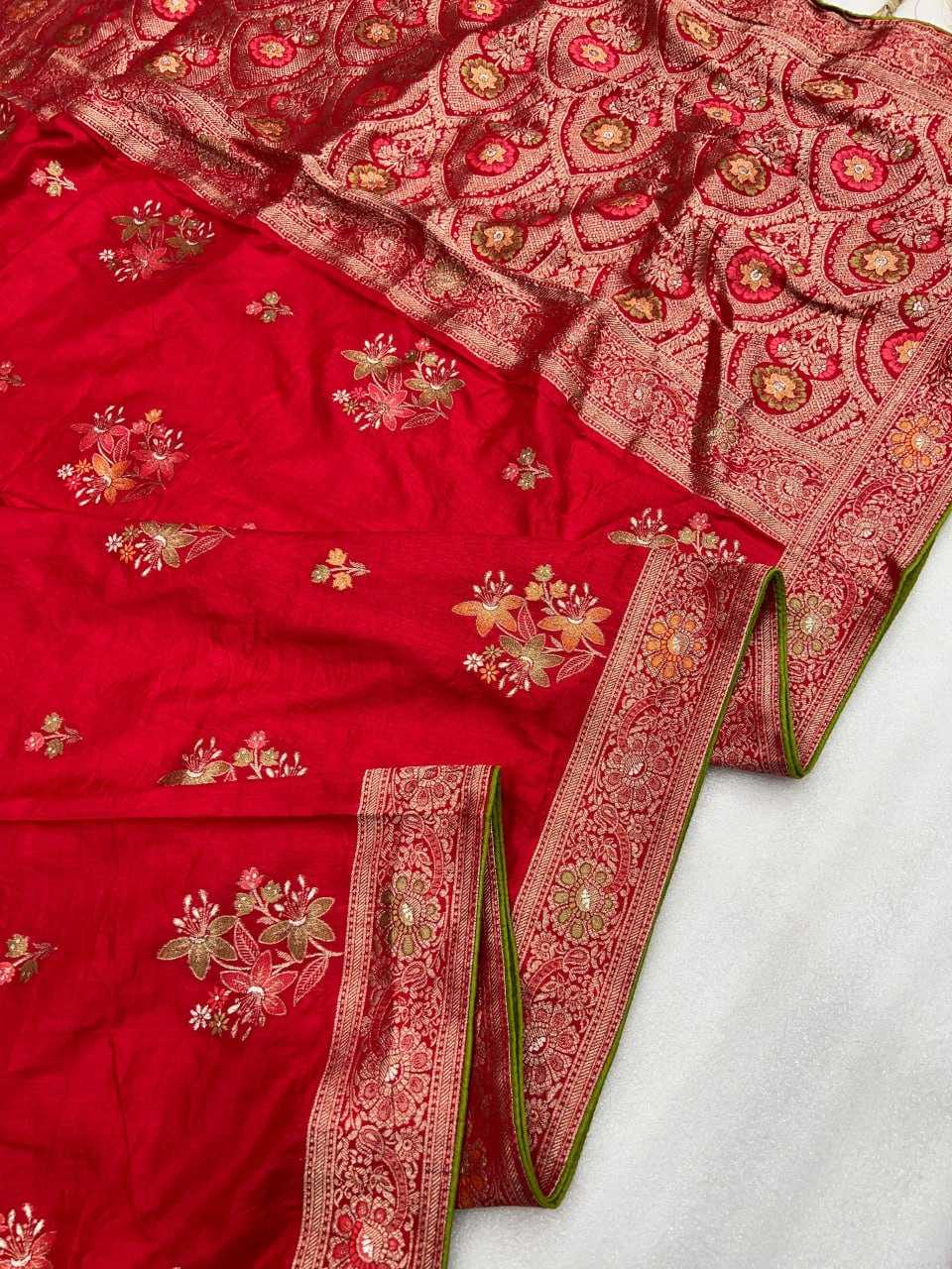 Dola Silk Rnnc Pairs  Sarees