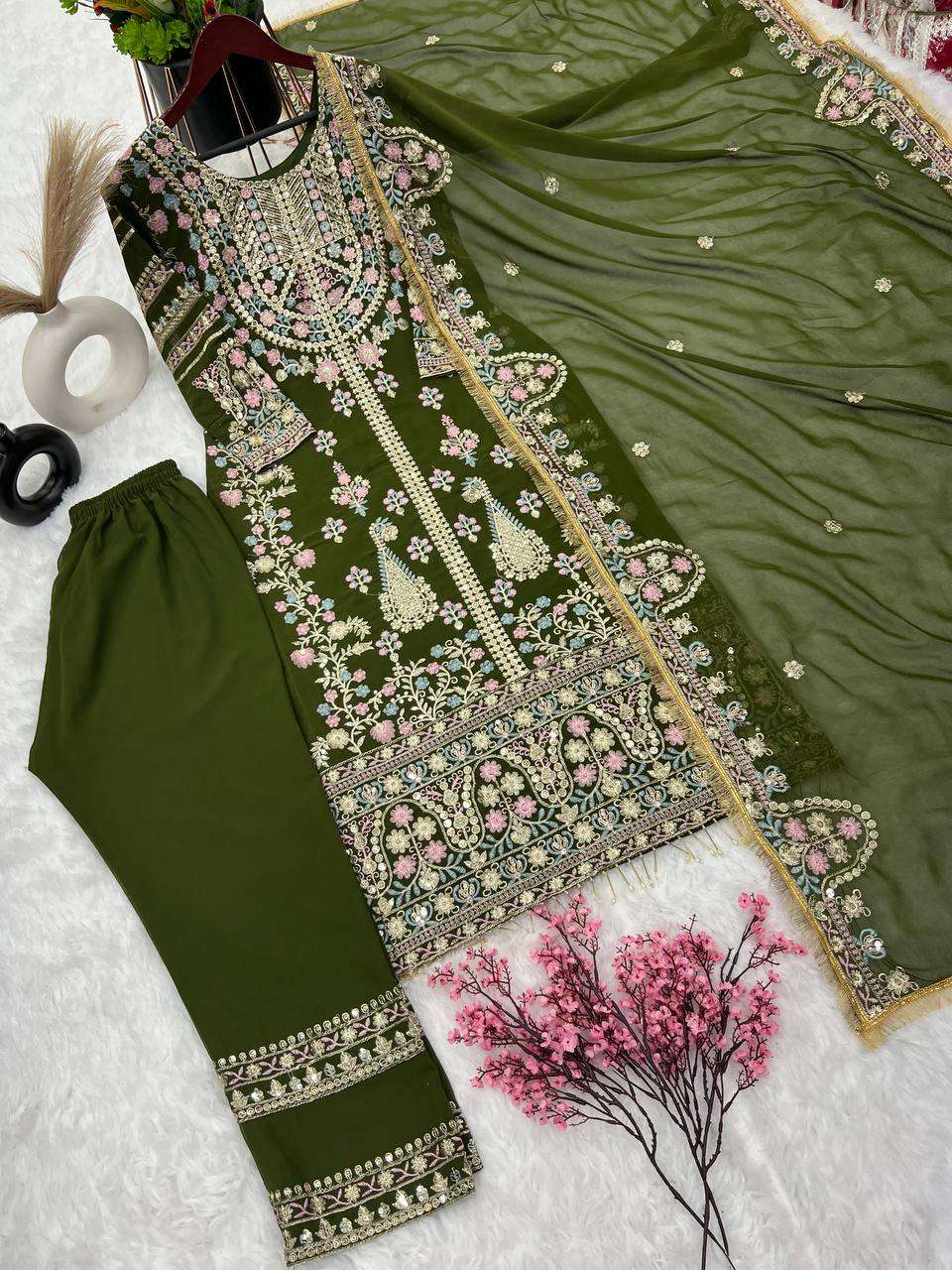 Faux Georgette Kesh121 1612 Suits & Dresses Islamic Clothing  Pakistani Embroidery Georgette Ladies Party Wear Suits