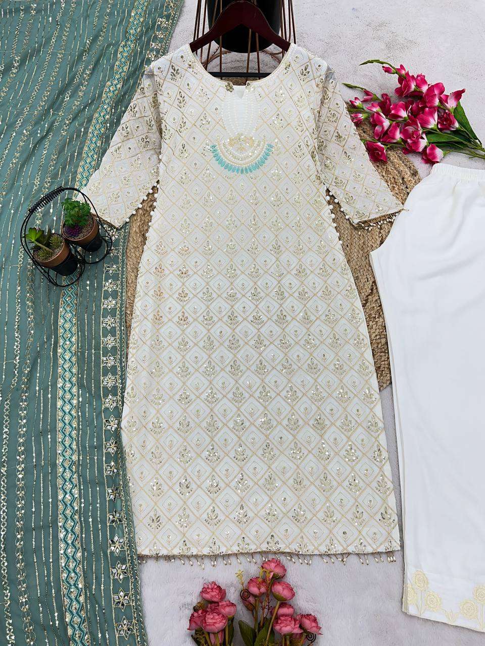 Faux Georgette Kesh123 5130 Suits & Dresses Islamic Clothing   Pakistani Embroidery Georgette Wedding Suits