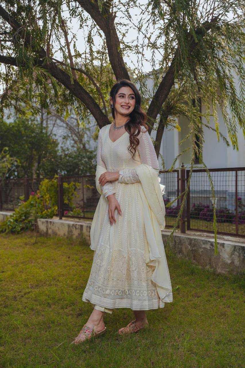 Faux Georgette Kesh164 43 Gowns  Anarkali Georgette Embroidery White Gowns