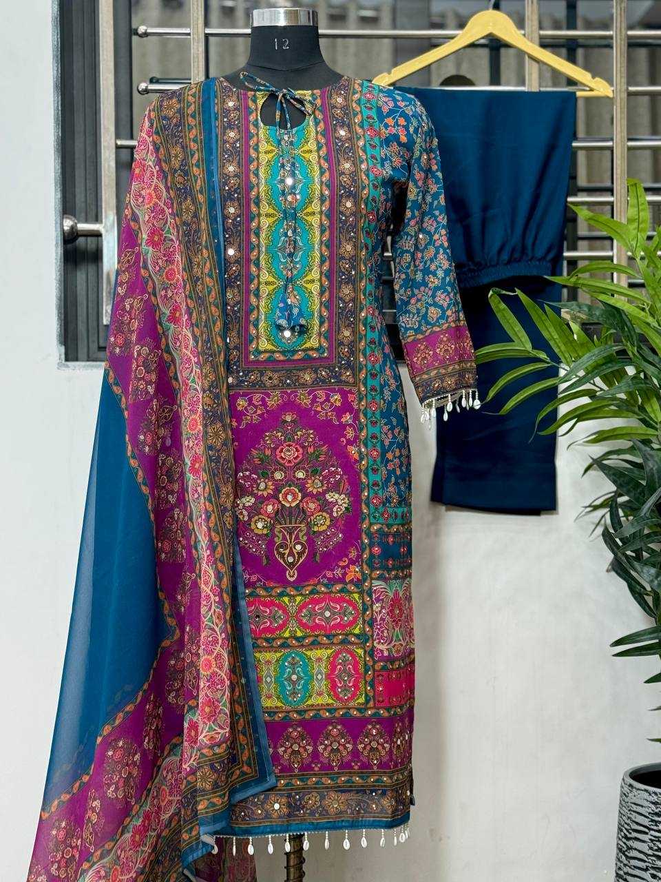 Georgette Kesh122 475 Suits & Dresses Islamic Clothing  Ladies Pakistani Printed Georgette Suits