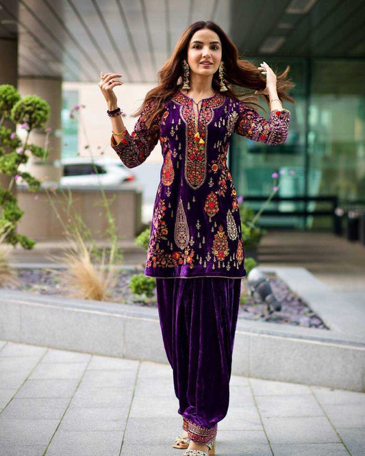 Georgette Kesh151 1318 Suits & Dresses Islamic Clothing  Embroidered Velvet Ladies Silk Georgette Pakistani Palazzo Suits