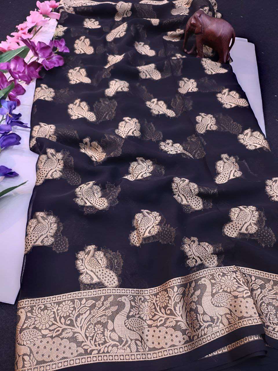 Georgette Rae Pallu  Saree