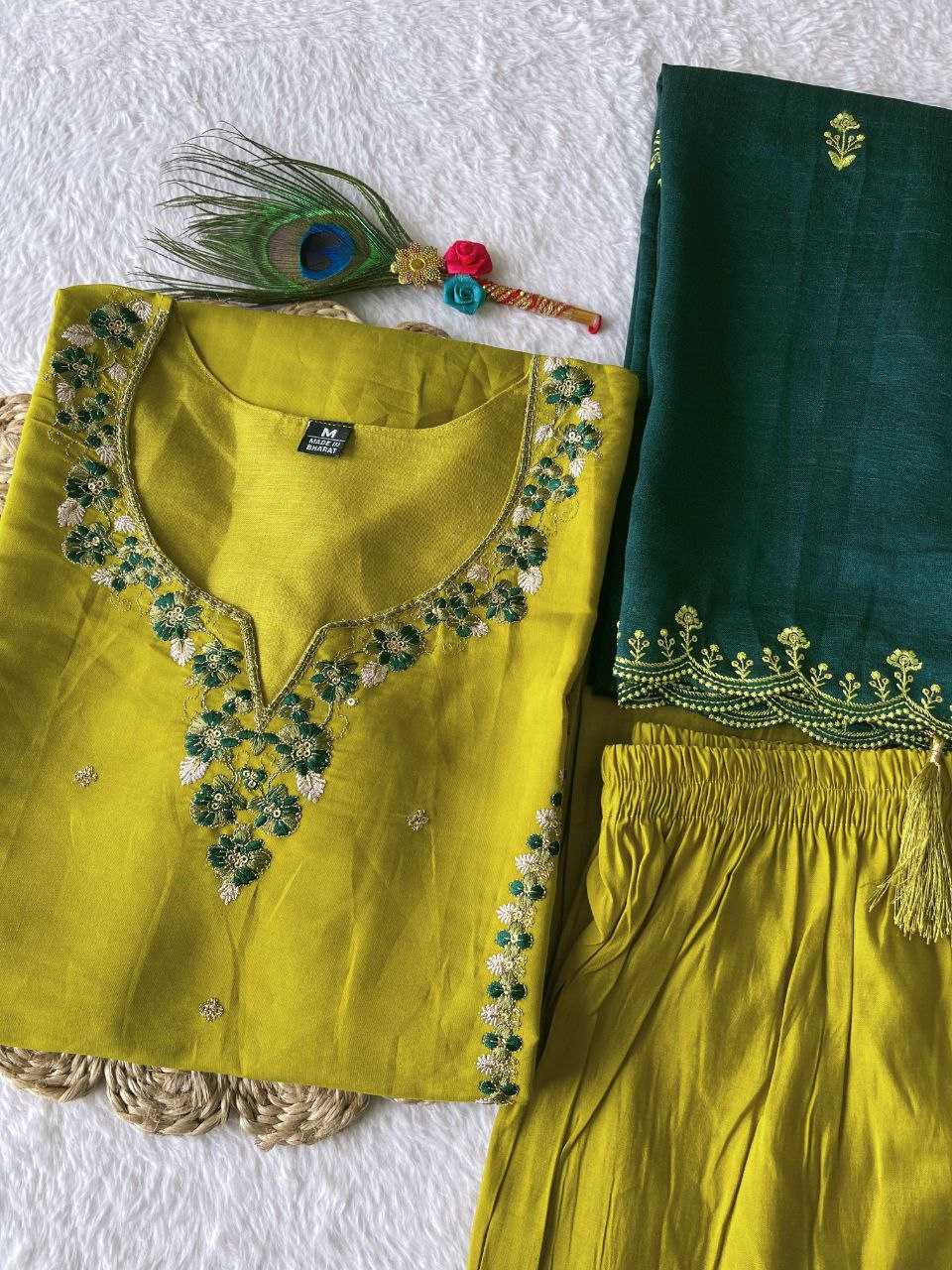 Heavy Roman Silk Kesh137 359 Suits & Dresses  Ladies Ladies Silk Party Wear Wedding Diwali Collections