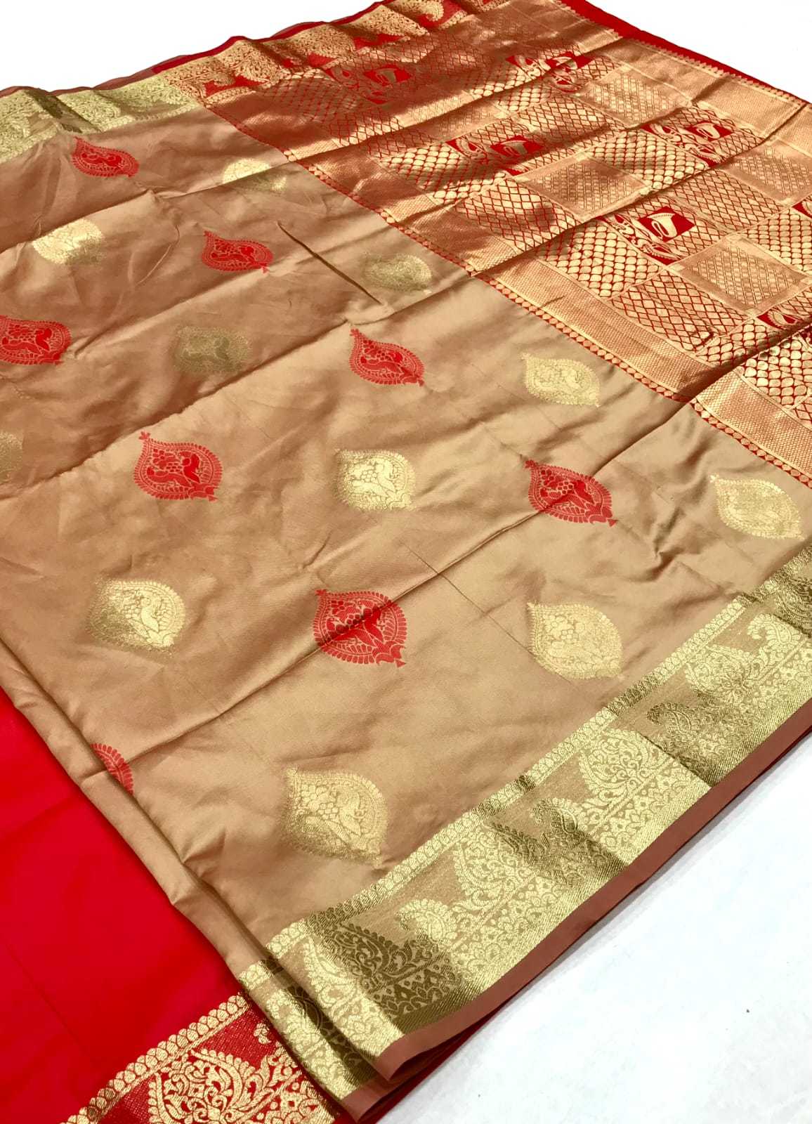 Jacquard Kesh182 Aadhya Sarees  Ladies Butta Jacquard Sarees