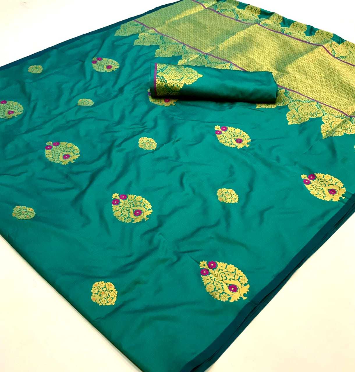 Jacquard Kesh182 Aadhya Sarees  Ladies Butta Jacquard Sarees