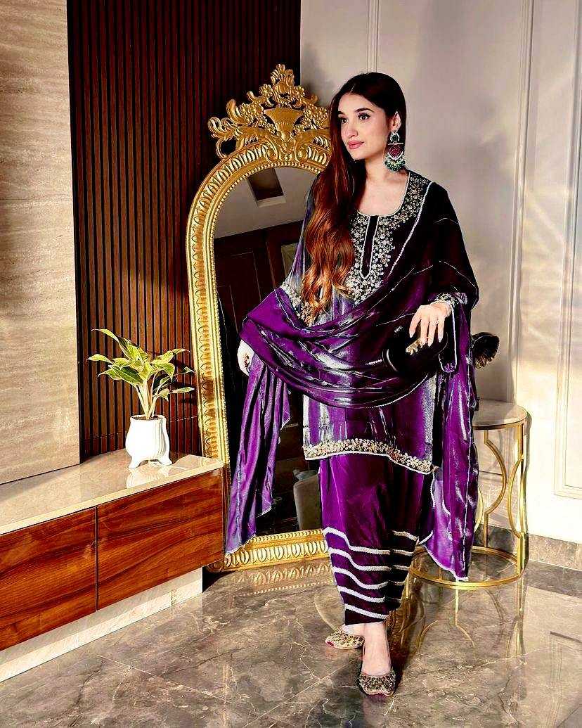 Jimmy Choo Kesh149 1263 Suits & Dresses  Pakistani Kashmiri Palazzo Ladies Silk Suits