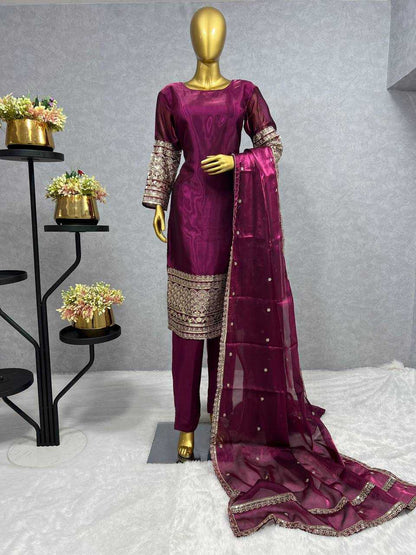 Jimmy Choo Kesh228 537 Suits & Dresses Islamic Clothing  Pakistani Ladies Silk Long Kurtis Suits