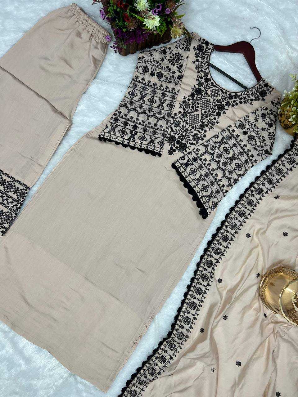 Maslin Kesh159 1284 Suits & Dresses  Pakistani Ladies Embroidery Suits