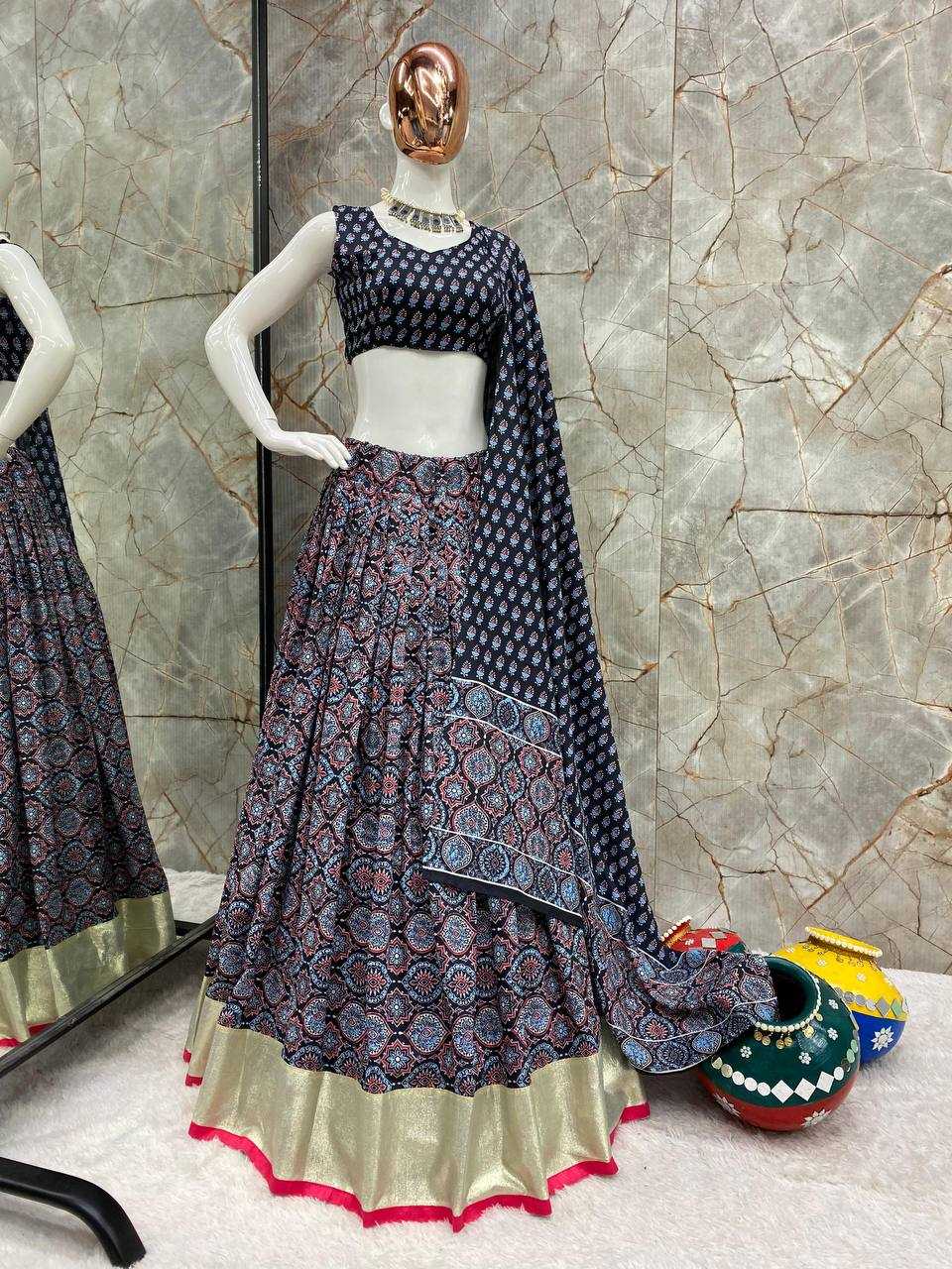 Maslin Rin141 620 Lehengas  Printed Printed Navratri Chaniya Choli