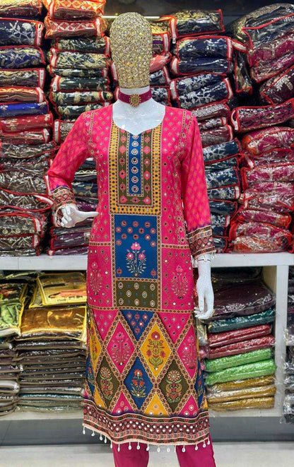 Maslin Vdd 1351 Suits & Dresses  Ladies Dresses Printed Suits