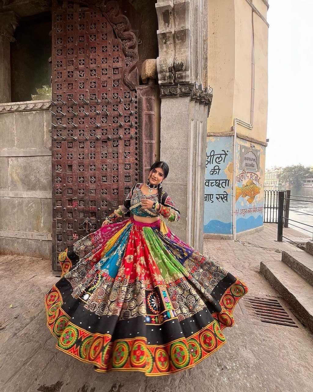 Muslin Cotton Rin190 155 Lehengas  Traditional Printed Navratri Chaniya Choli Lehengas