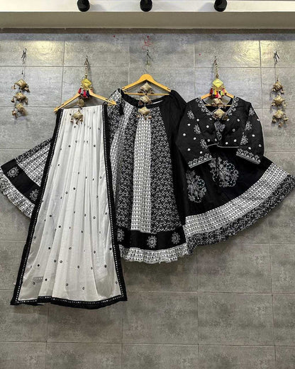 Muslin Cotton Vct 92 Lehengas  Navratri Chaniya Choli Traditional Lehengas E