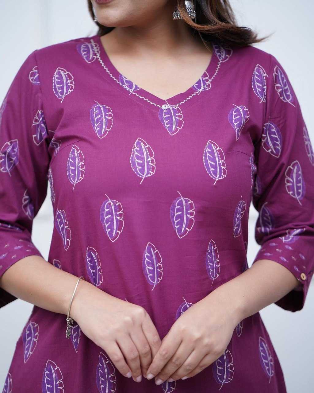 Muslin Kesh164 G64 Kurtis  Long Printed Kurti With Bottom V-Neck Long Kurtis