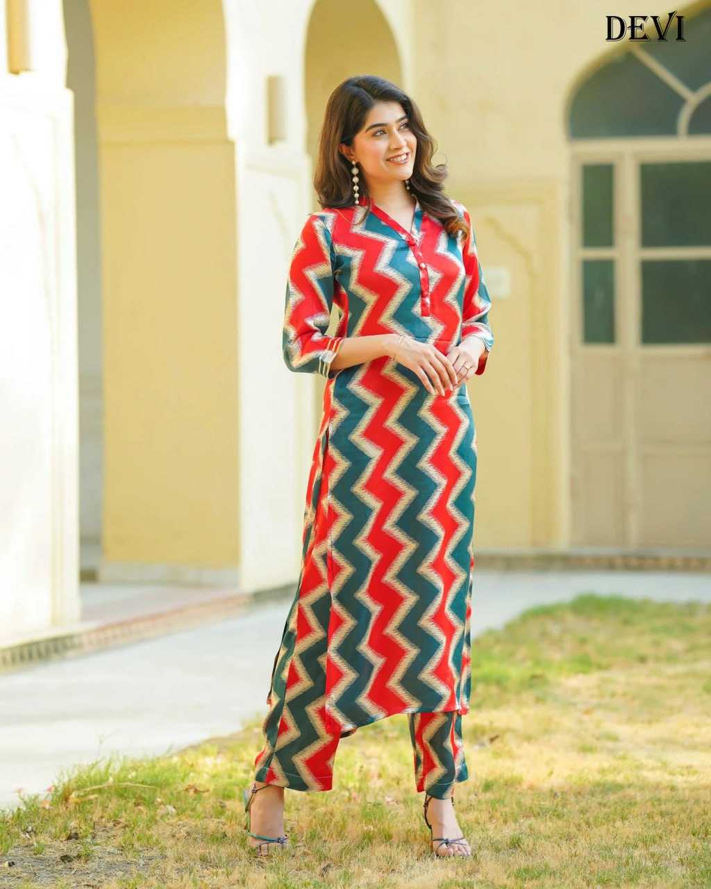 Muslin Rin131 501 Kurtis  Long Printed Kurti With Pant V-Neck Kurtis