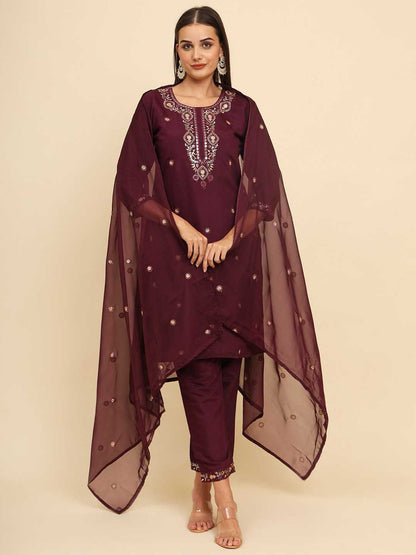 Muslin Silk Rin188 Rangrasiya Suits & Dresses  Ladies Silk Embroidered Long Kurtis Silk Suits