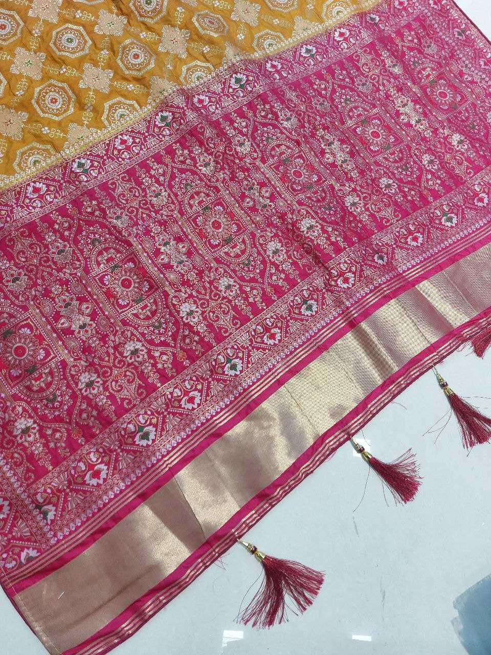 Nylon Rin201 Rrd15 Sarees  Printed Nylon Bandhani Bandhej Zari Border Sarees