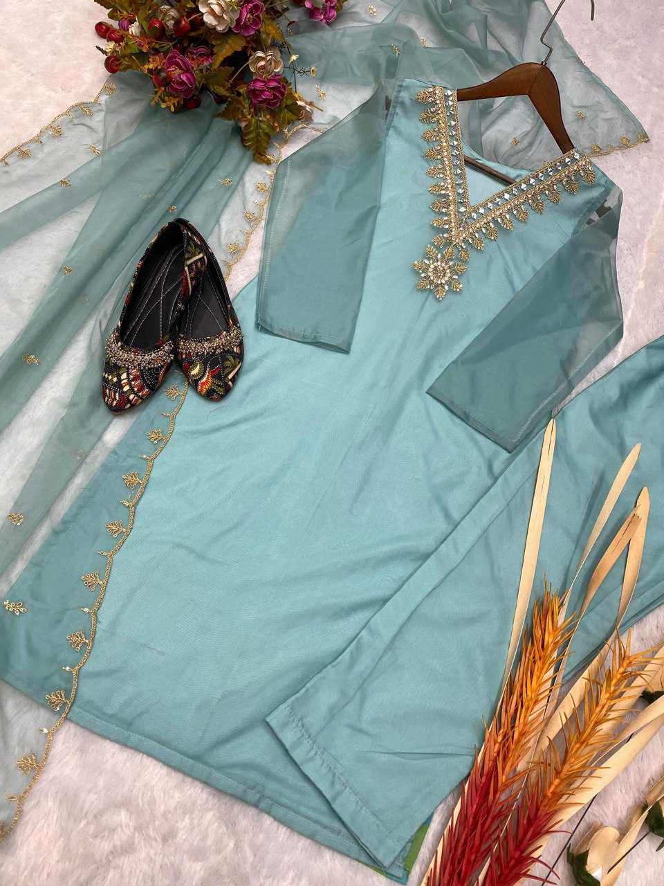 Organza Rin141 1743 Suits  Embroidery Ladies Silk Party Wear Zari Work Suits