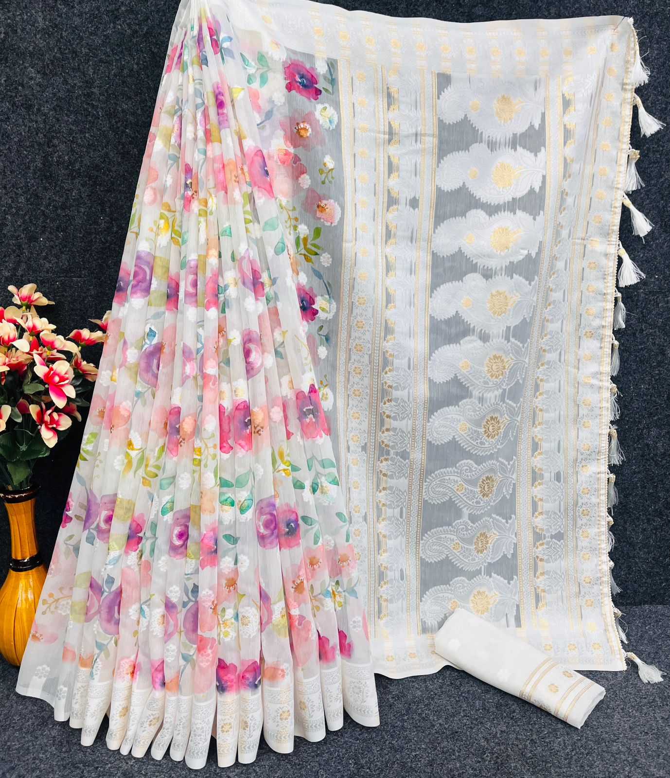 Pure Linen Rin159 Linen Flower Sarees  Fancy Printed Zari Border Sarees