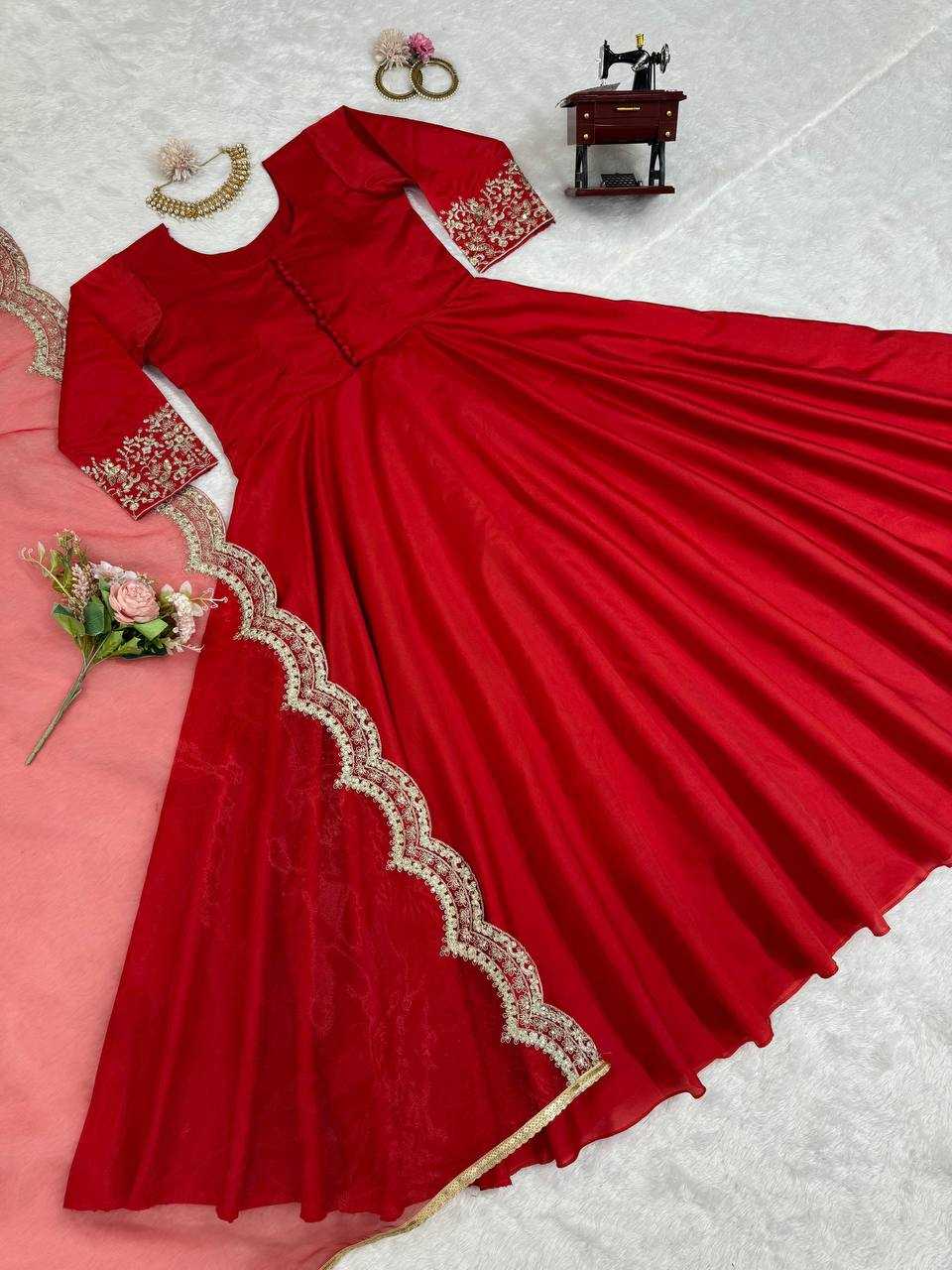 Tapeta Silk Rin169 5751 Gowns  Long Embroidery Work Gowns